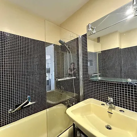 3 Pièces 4 Couchages Face Avec Terrasse. *