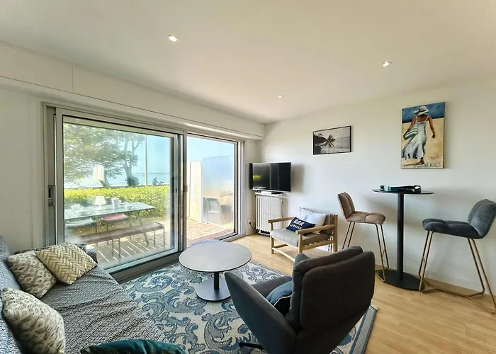 Appartement 3 Pièces 4 Couchages Face Avec Terrasse.